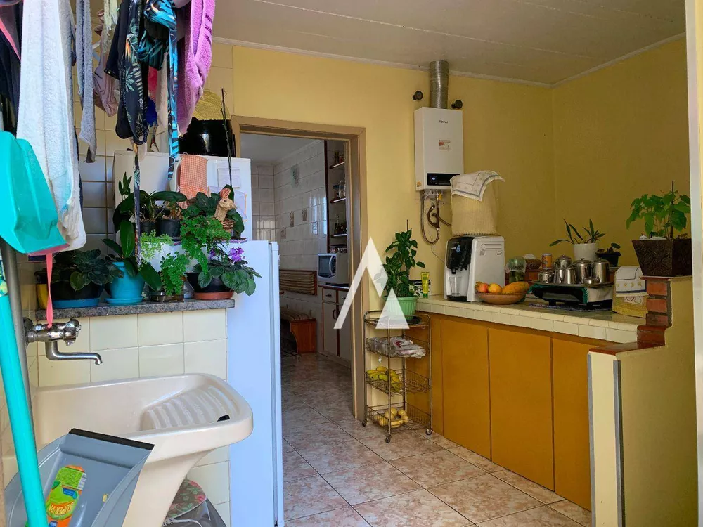 Casa, 4 quartos, 228 m² - Foto 4