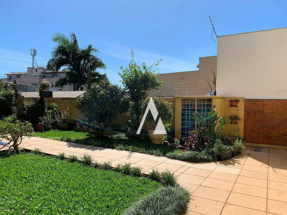 Casa, 4 quartos, 228 m² - Foto 31