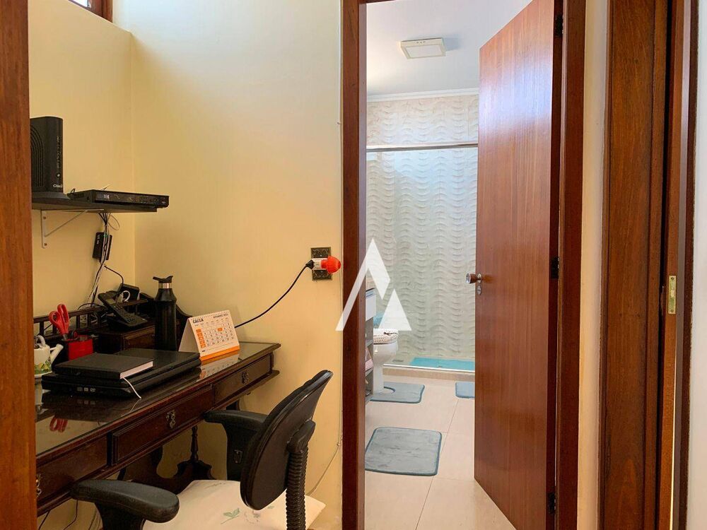 Casa, 4 quartos, 228 m² - Foto 37