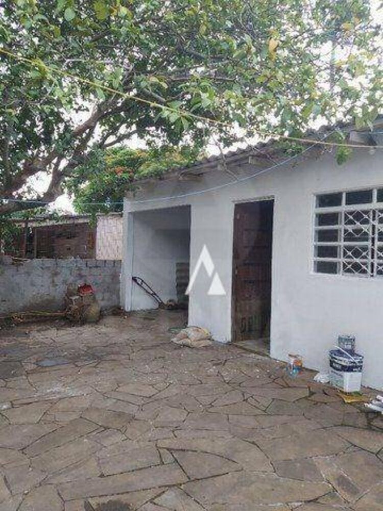 Casa à venda com 3 quartos, 154m² - Foto 2