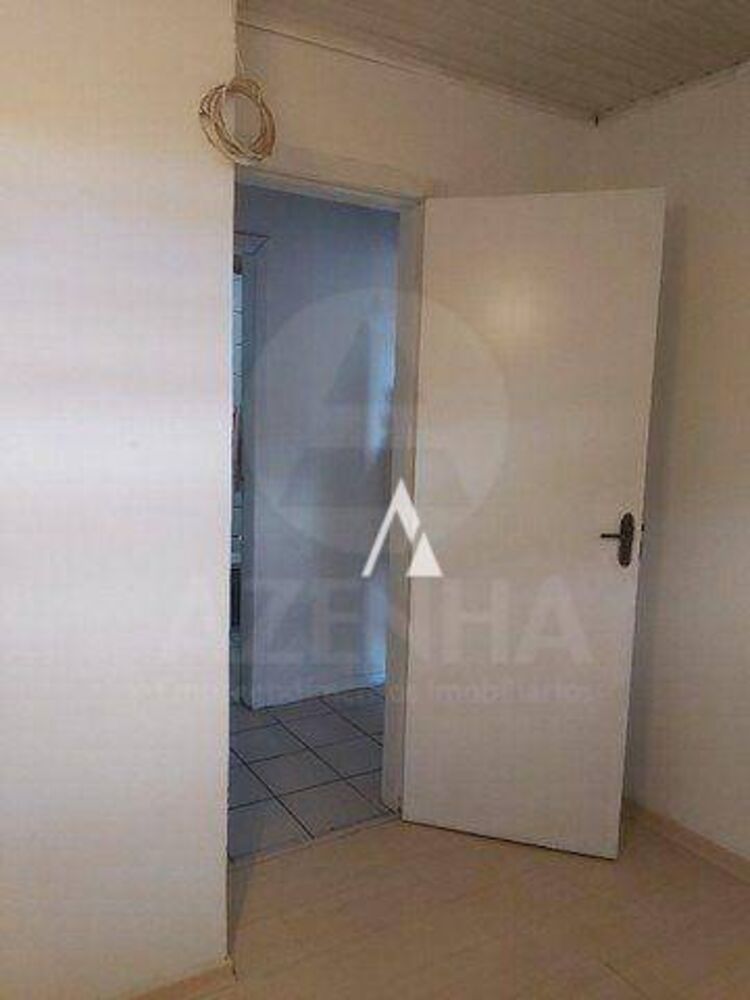 Casa à venda com 3 quartos, 154m² - Foto 4