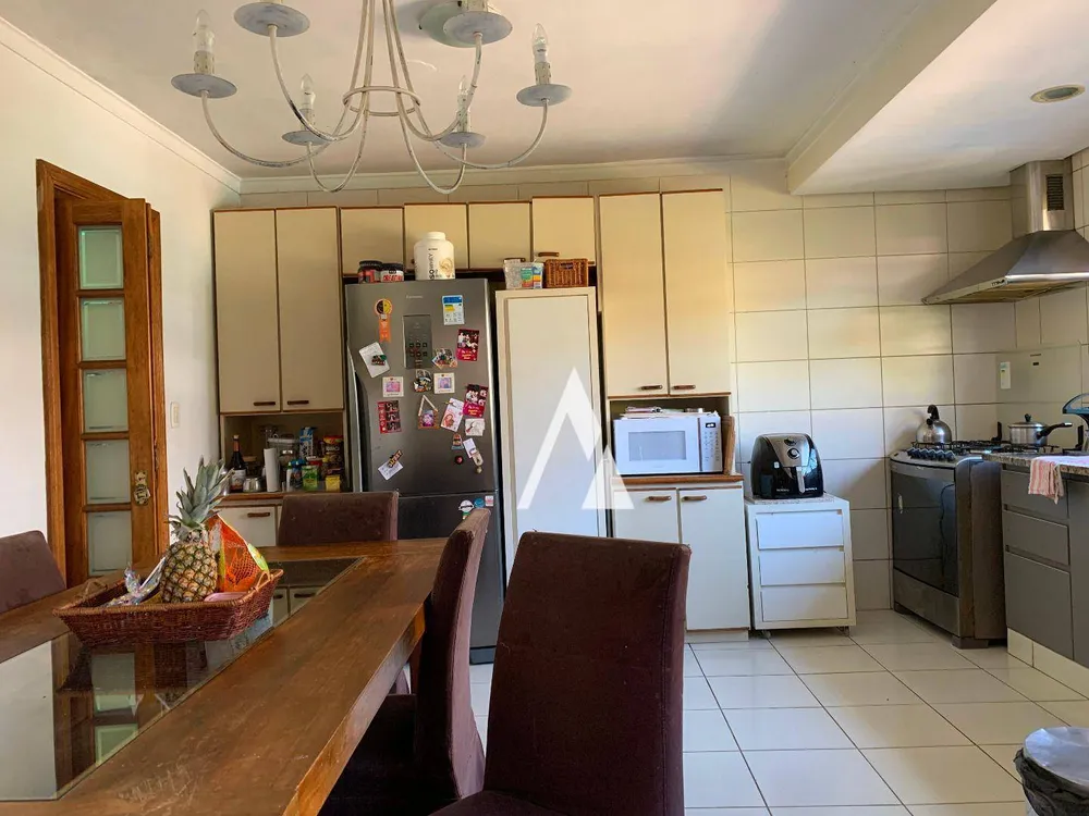 Casa, 5 quartos, 320 m² - Foto 4