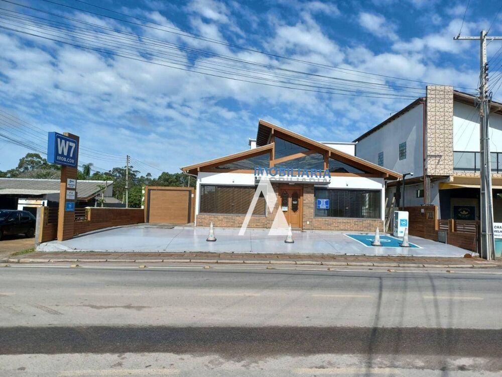 Casa, 1 quarto, 174 m² - Foto 1