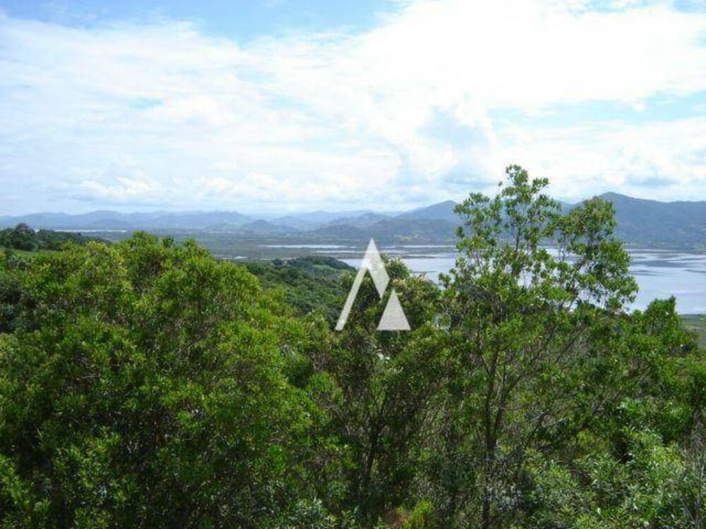 Loteamento e Condomínio, 2053 m² - Foto 6