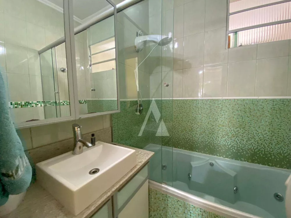 Casa, 3 quartos, 263 m² - Foto 16