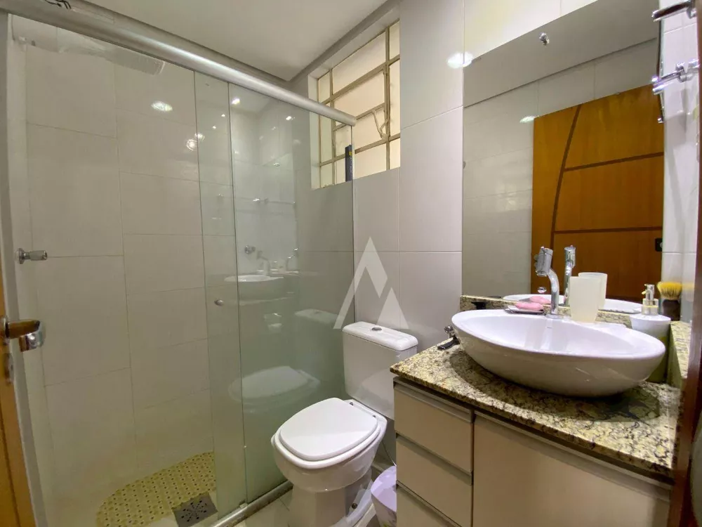 Casa, 3 quartos, 263 m² - Foto 14