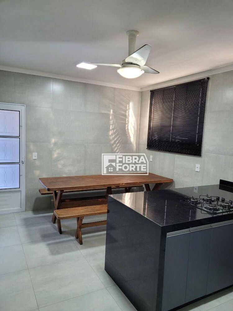 Casa, 3 quartos, 159 m² - Foto 4