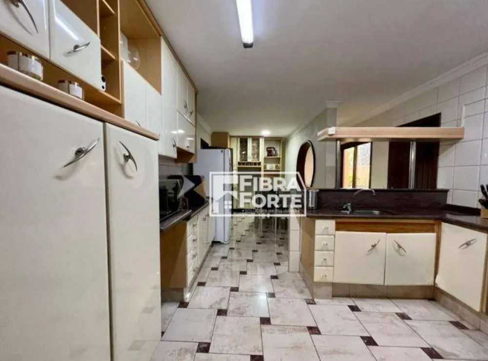 Casa, 4 quartos, 338 m² - Foto 10