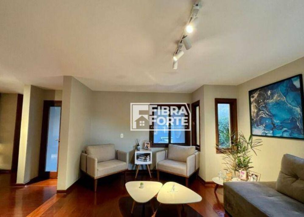 Casa, 4 quartos, 338 m² - Foto 2