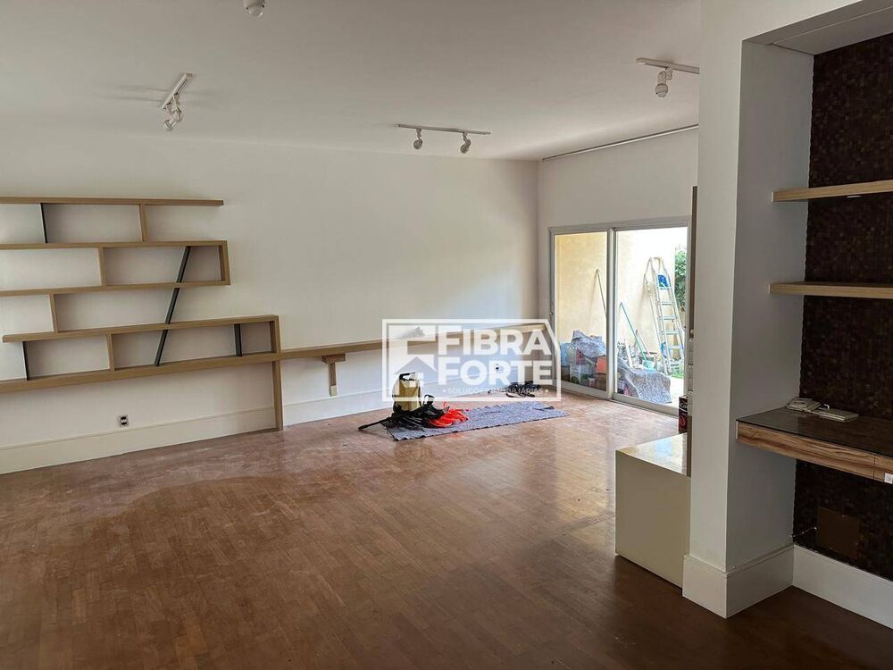 Casa de Condomínio à venda com 4 quartos, 350m² - Foto 3
