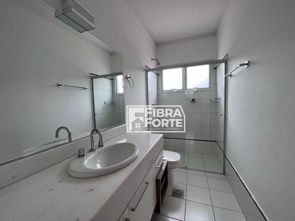 Casa de Condomínio à venda com 4 quartos, 350m² - Foto 6