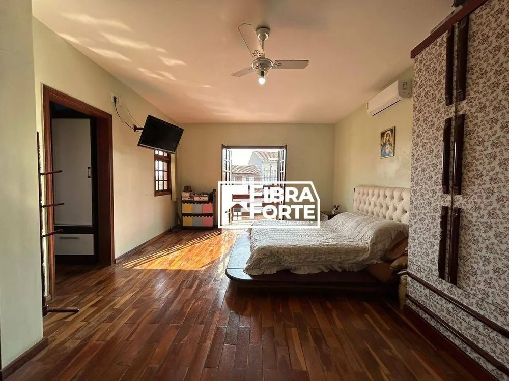 Casa, 3 quartos, 205 m² - Foto 10