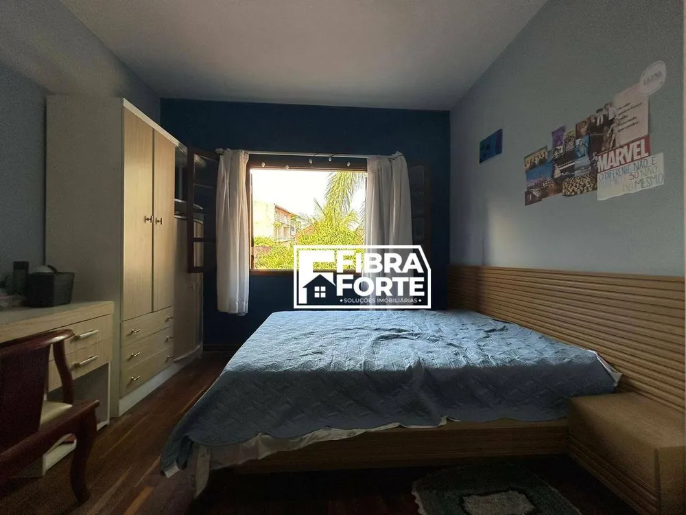 Casa, 3 quartos, 205 m² - Foto 15