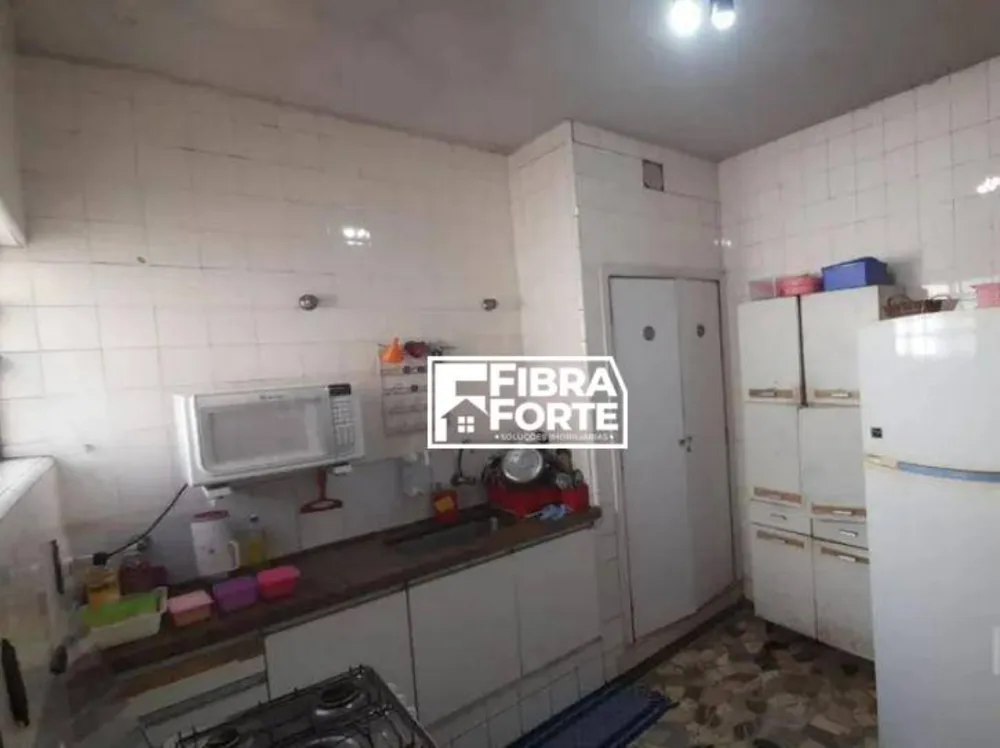 Casa, 4 quartos, 251 m² - Foto 2