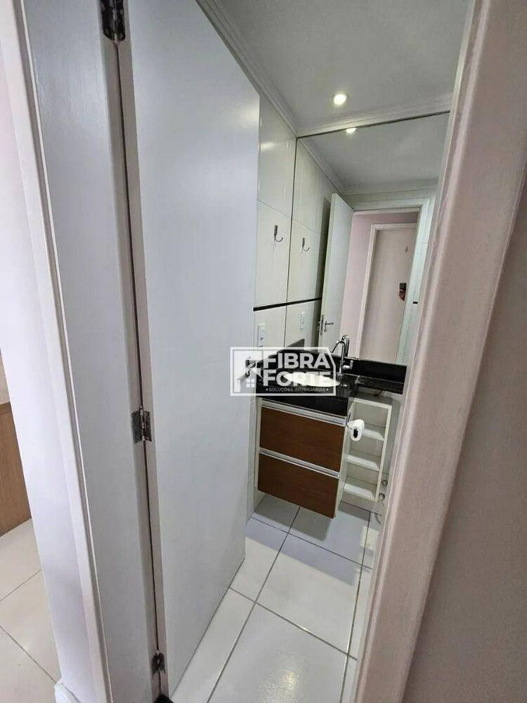 Apartamento para alugar com 2 quartos, 52m² - Foto 8
