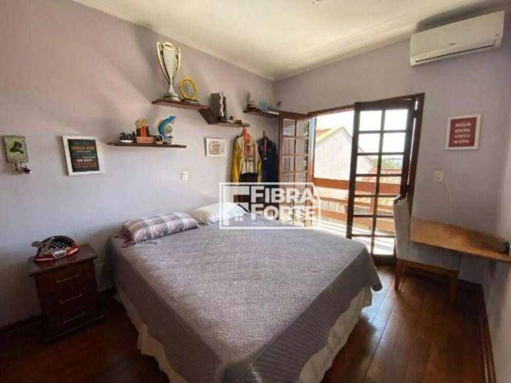 Casa, 4 quartos, 280 m² - Foto 3