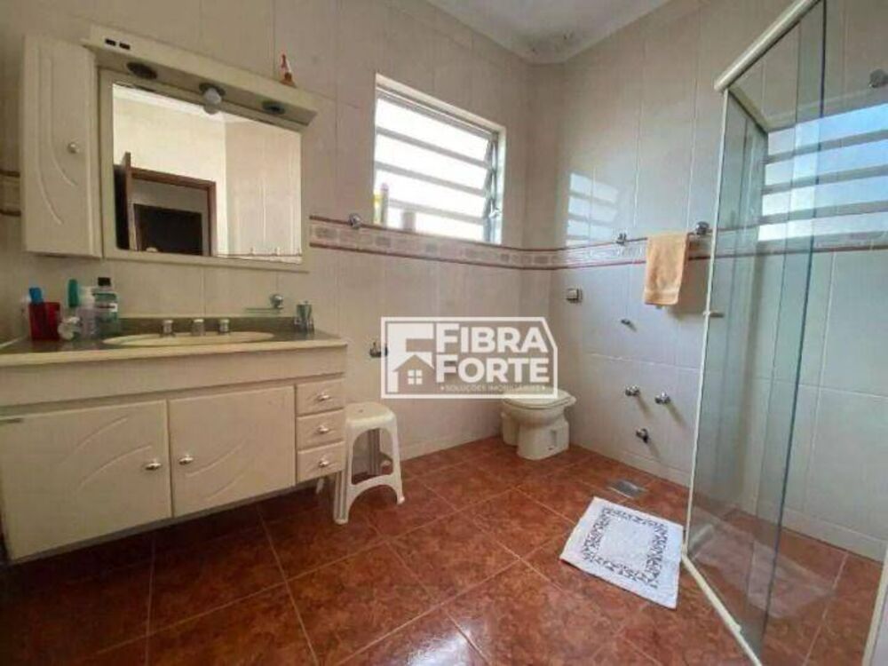 Casa, 4 quartos, 280 m² - Foto 4