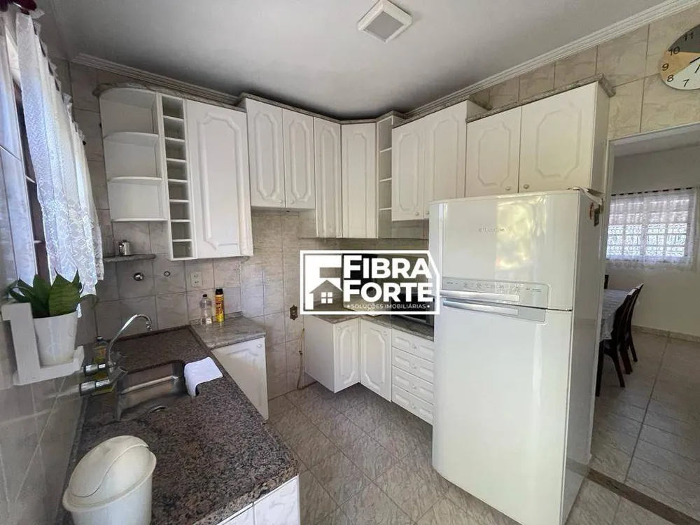 Casa, 3 quartos, 274 m² - Foto 6