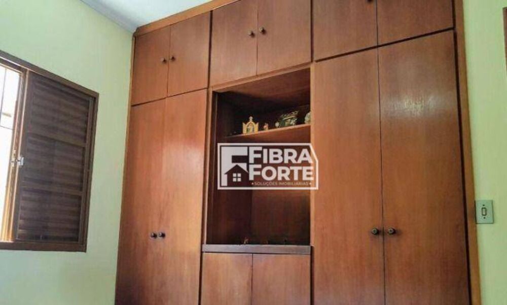 Casa, 3 quartos, 167 m² - Foto 2