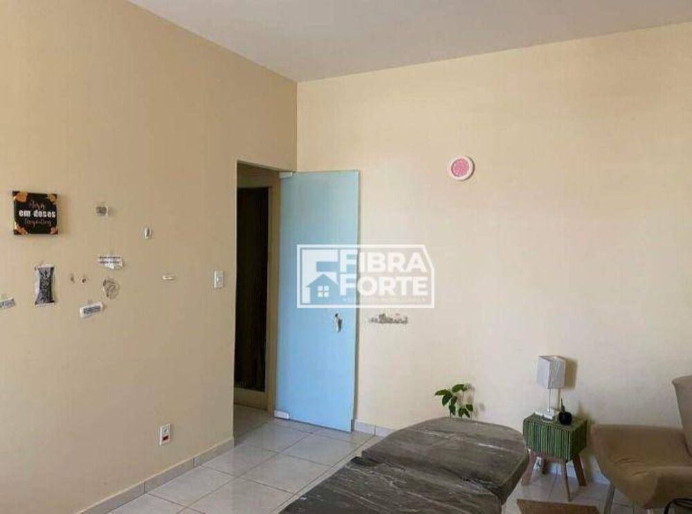 Casa, 3 quartos, 272 m² - Foto 1