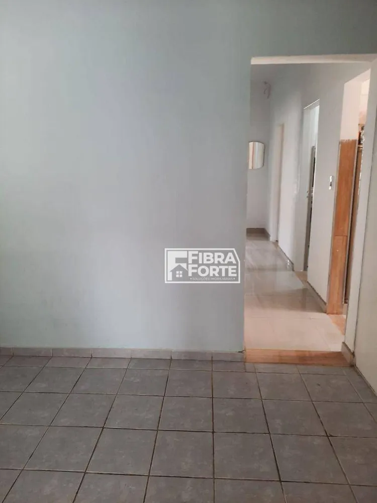 Casa, 3 quartos, 197 m² - Foto 2