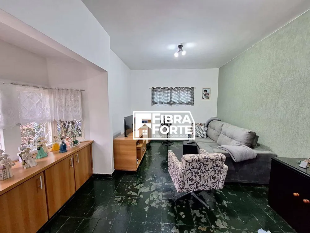 Casa, 3 quartos, 206 m² - Foto 1