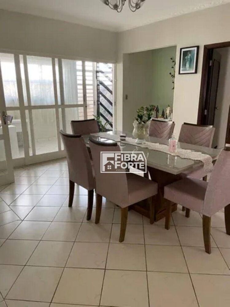 Casa, 4 quartos, 440 m² - Foto 2