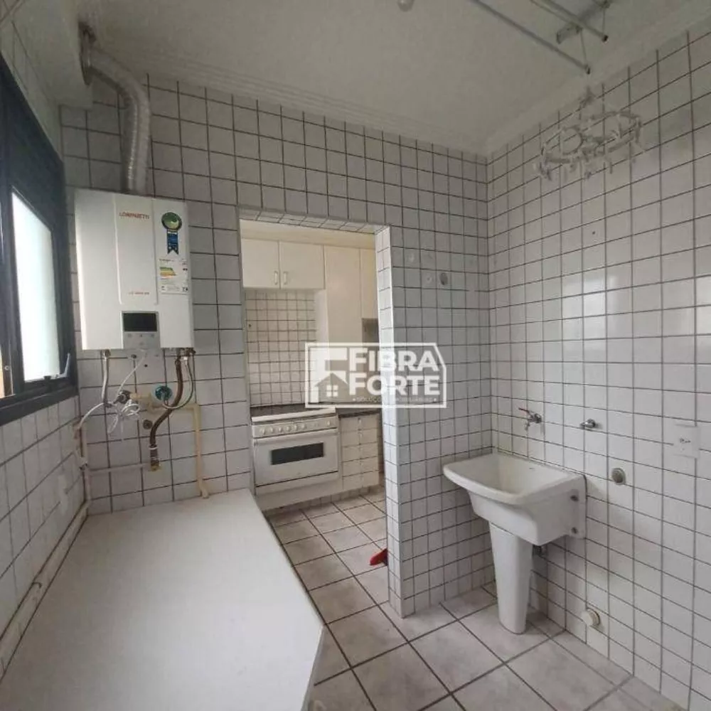 Apartamento para alugar com 3 quartos, 98m² - Foto 5