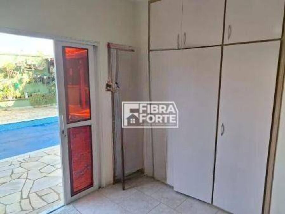 Casa, 3 quartos, 307 m² - Foto 3