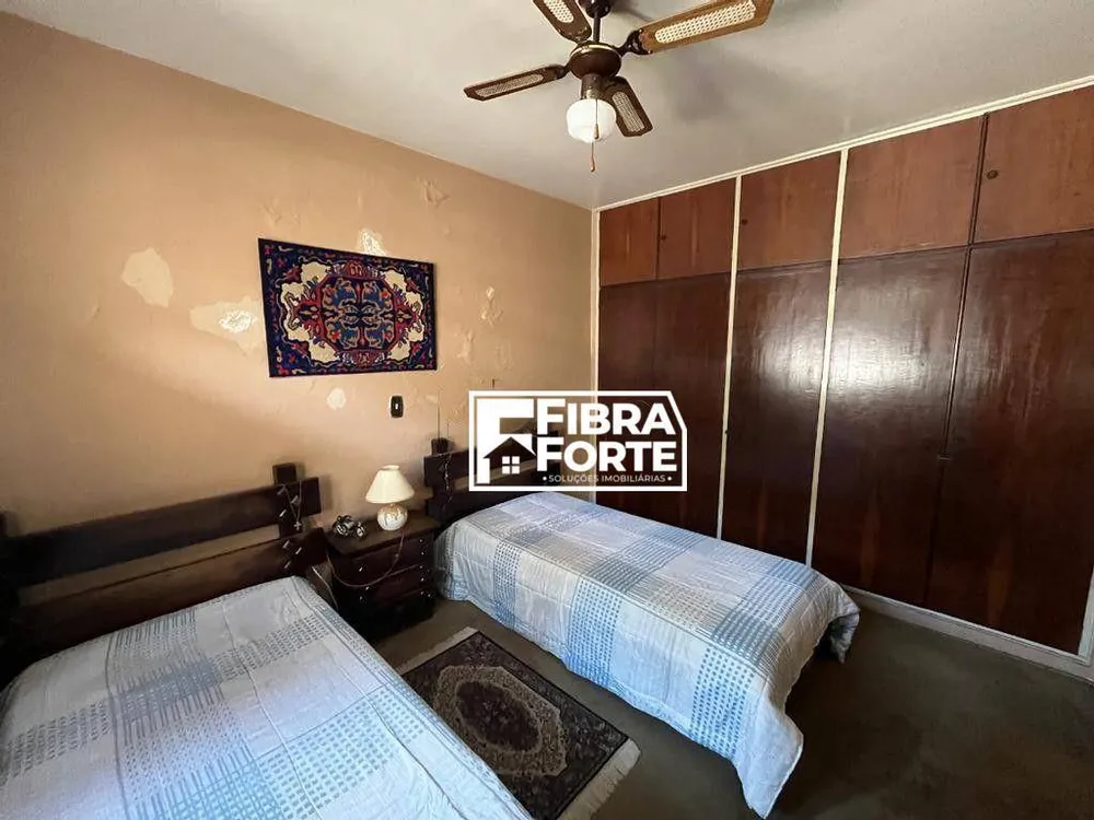 Casa, 4 quartos, 270 m² - Foto 7