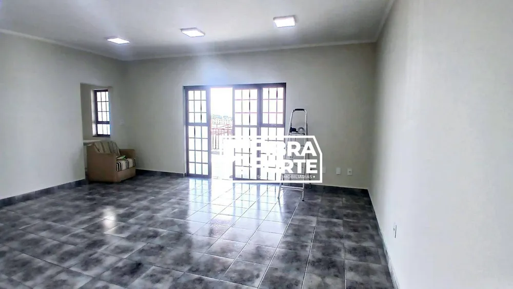 Casa, 3 quartos, 274 m² - Foto 4
