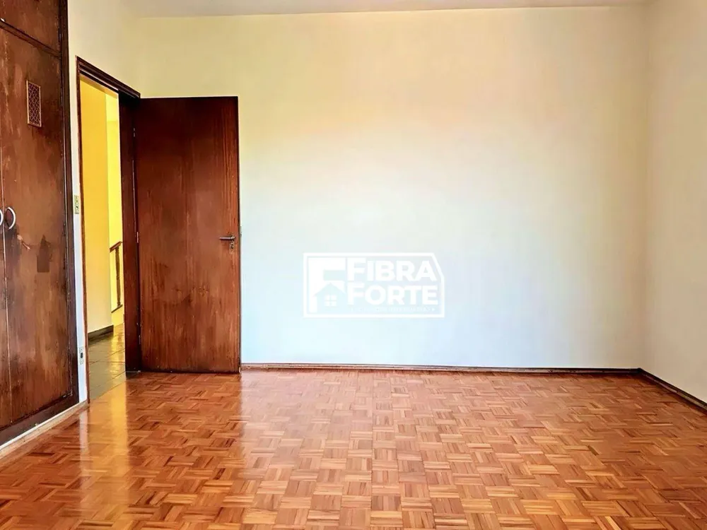 Casa, 5 quartos, 222 m² - Foto 10