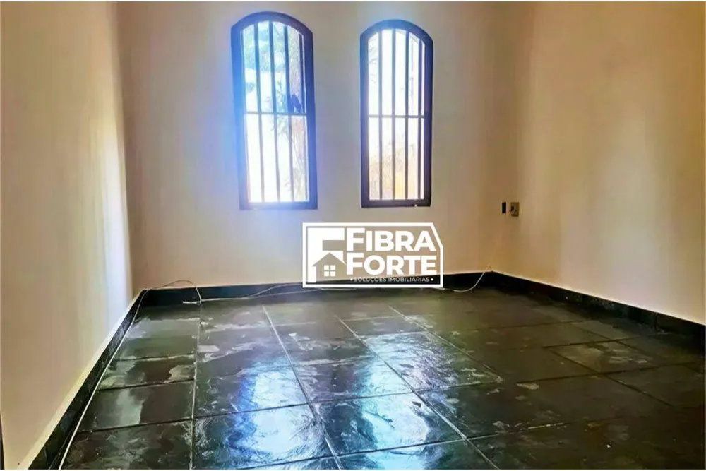Casa, 5 quartos, 222 m² - Foto 3