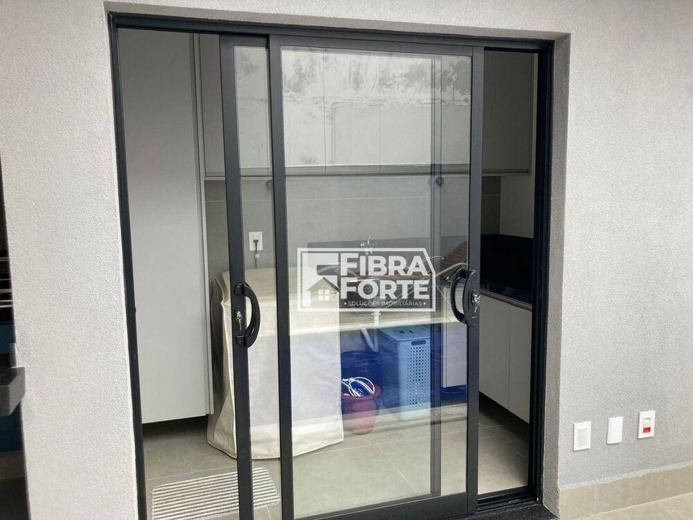 Casa de Condomínio à venda com 3 quartos, 253m² - Foto 4
