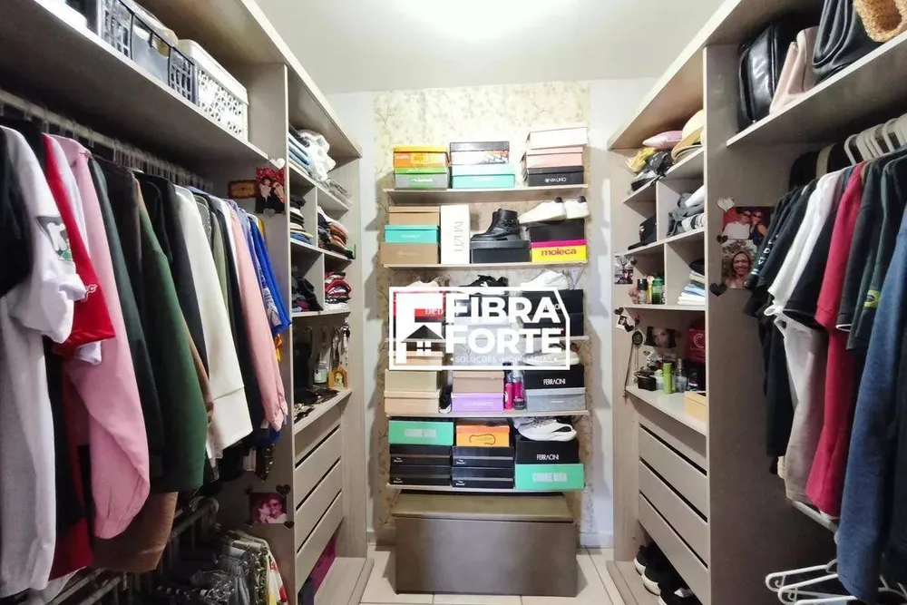 Casa, 5 quartos, 240 m² - Foto 8