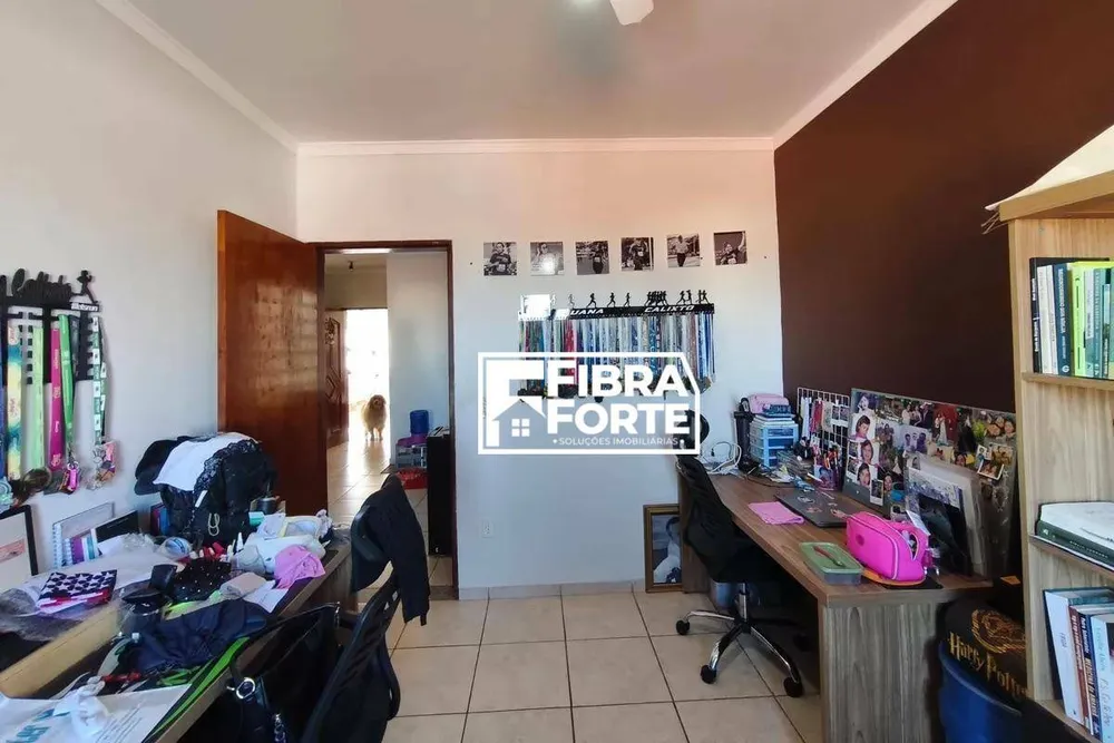 Casa, 5 quartos, 240 m² - Foto 10