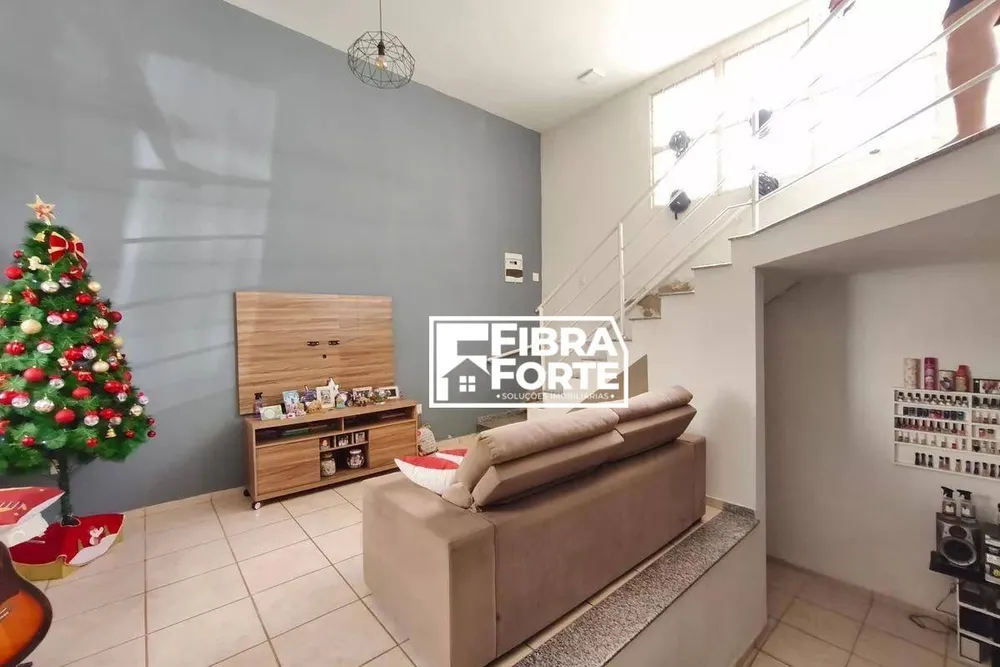 Casa, 5 quartos, 240 m² - Foto 2