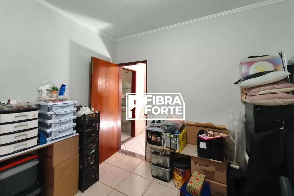 Casa, 5 quartos, 240 m² - Foto 11