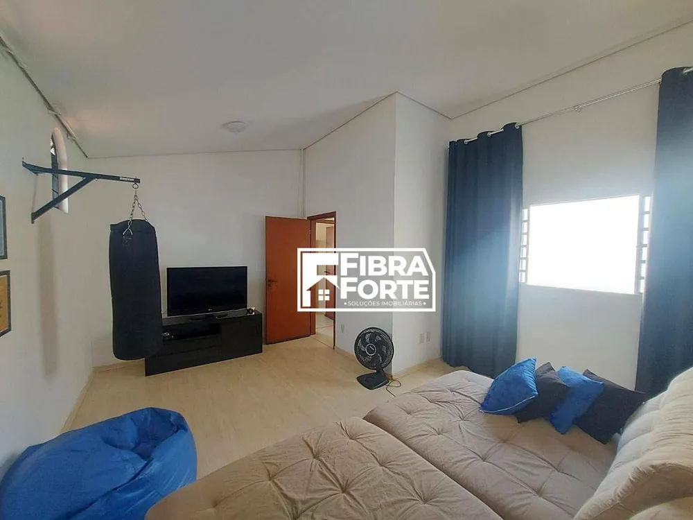 Casa, 4 quartos, 219 m² - Foto 10