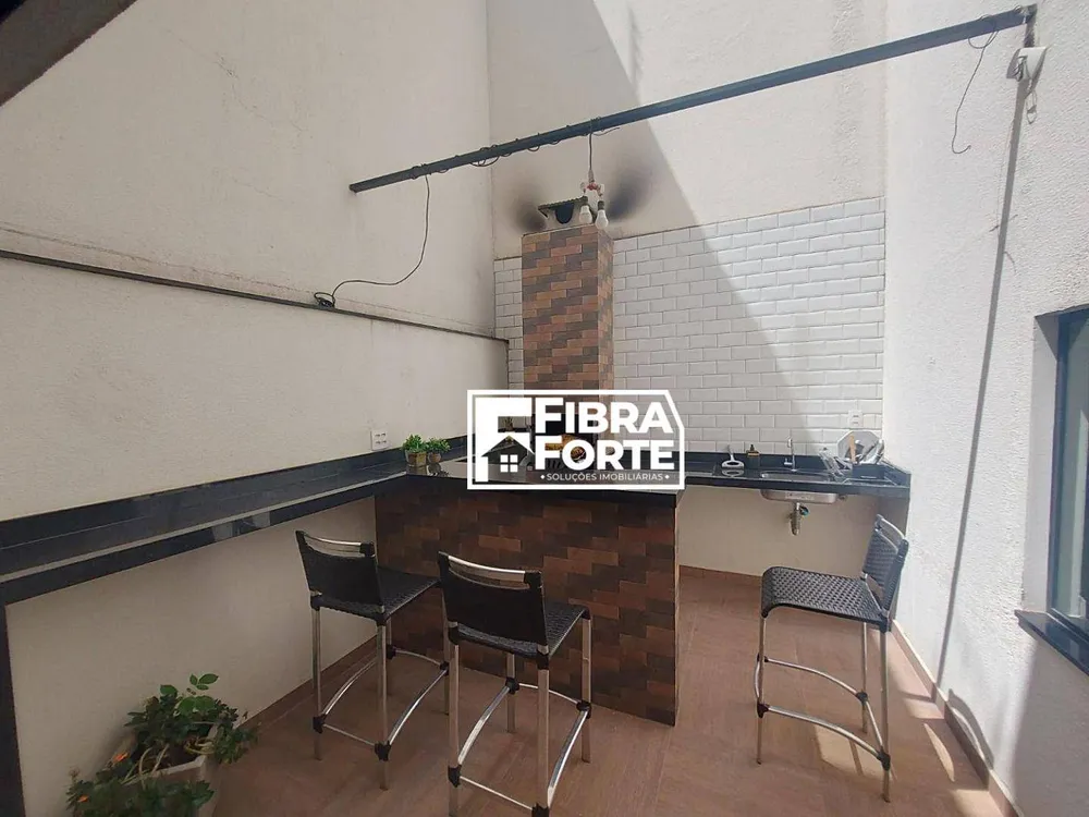 Casa, 4 quartos, 219 m² - Foto 2