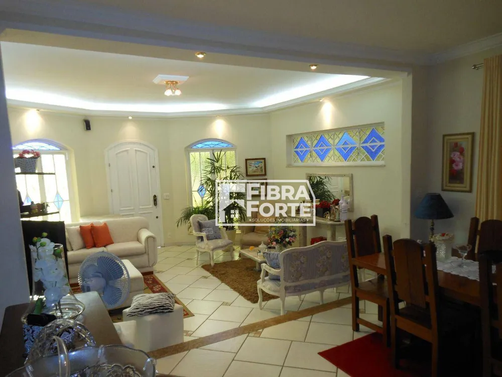 Casa, 3 quartos, 178 m² - Foto 3