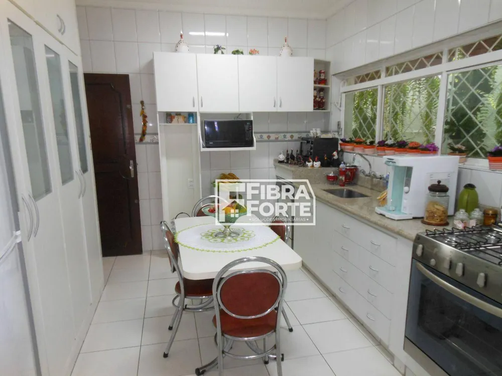 Casa, 3 quartos, 178 m² - Foto 5