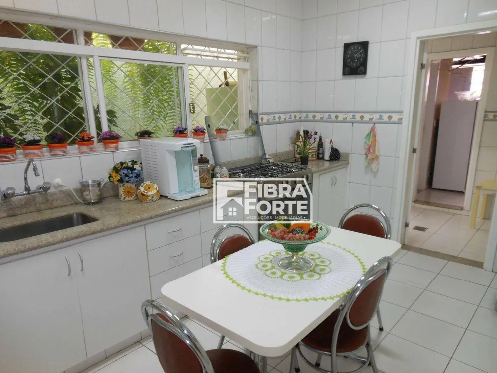 Casa, 3 quartos, 178 m² - Foto 4