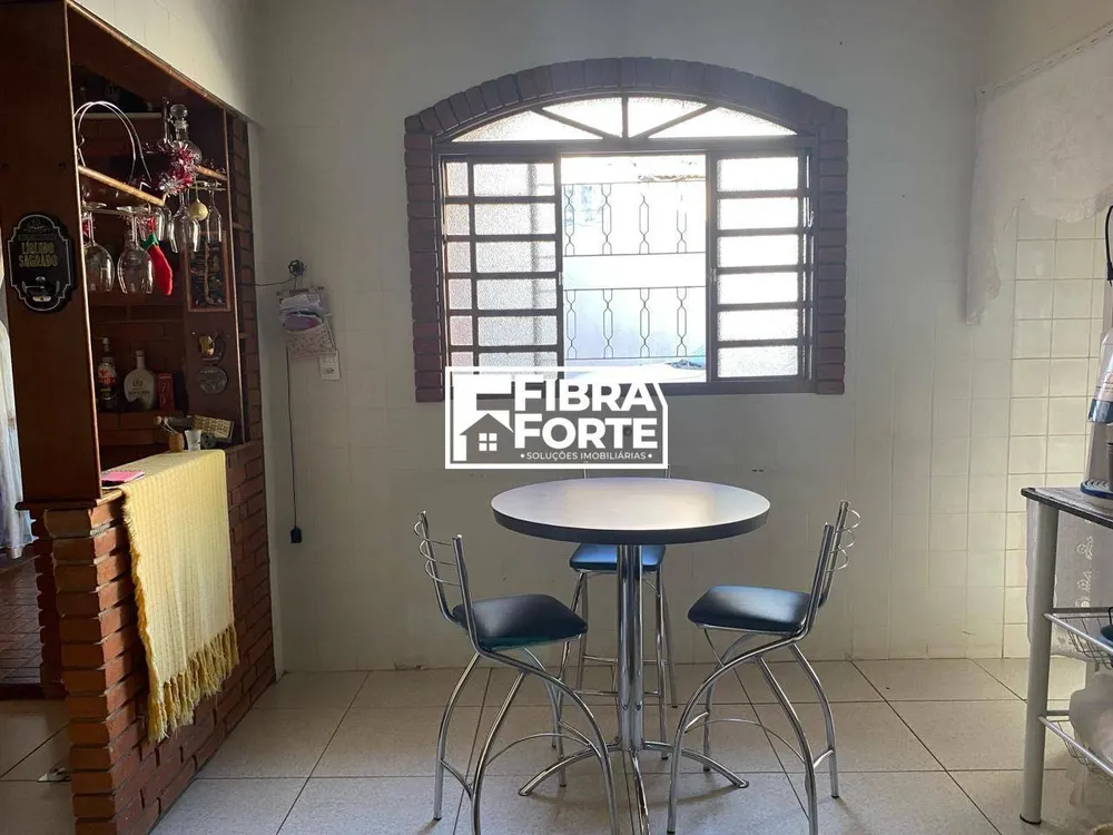 Casa, 3 quartos, 142 m² - Foto 9