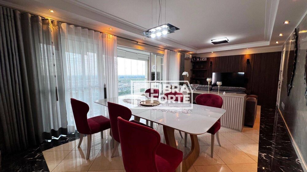 Apartamento à venda com 3 quartos, 143m² - Foto 2