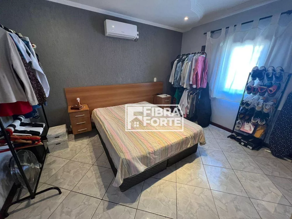 Casa, 3 quartos, 200 m² - Foto 3
