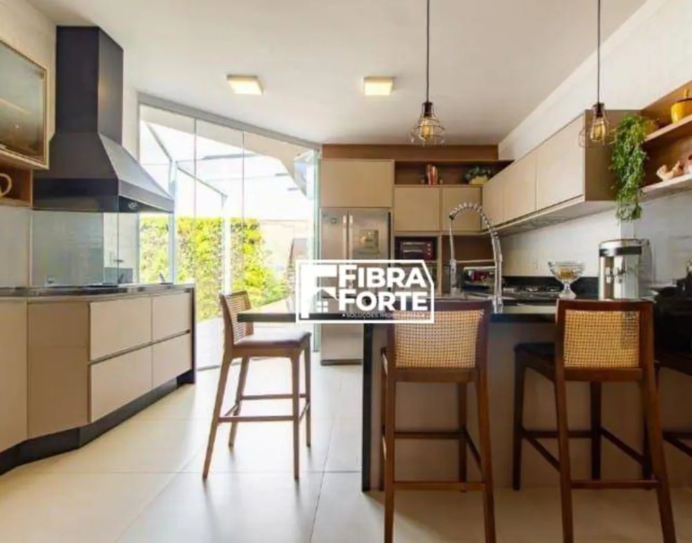 Casa, 3 quartos, 200 m² - Foto 1