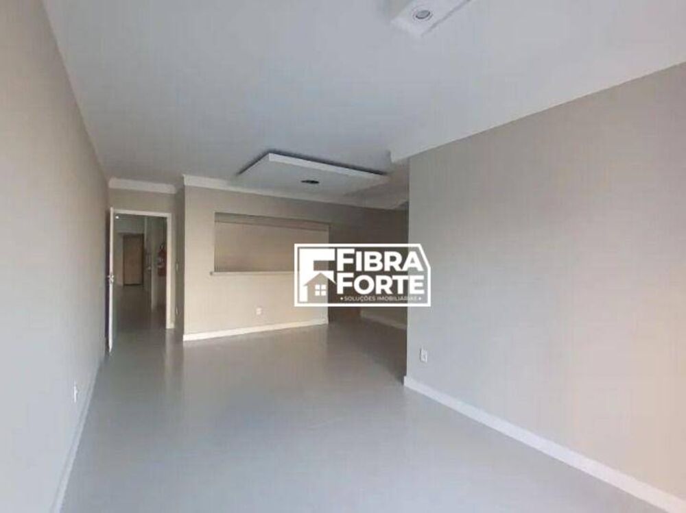 Apartamento à venda com 2 quartos, 81m² - Foto 3
