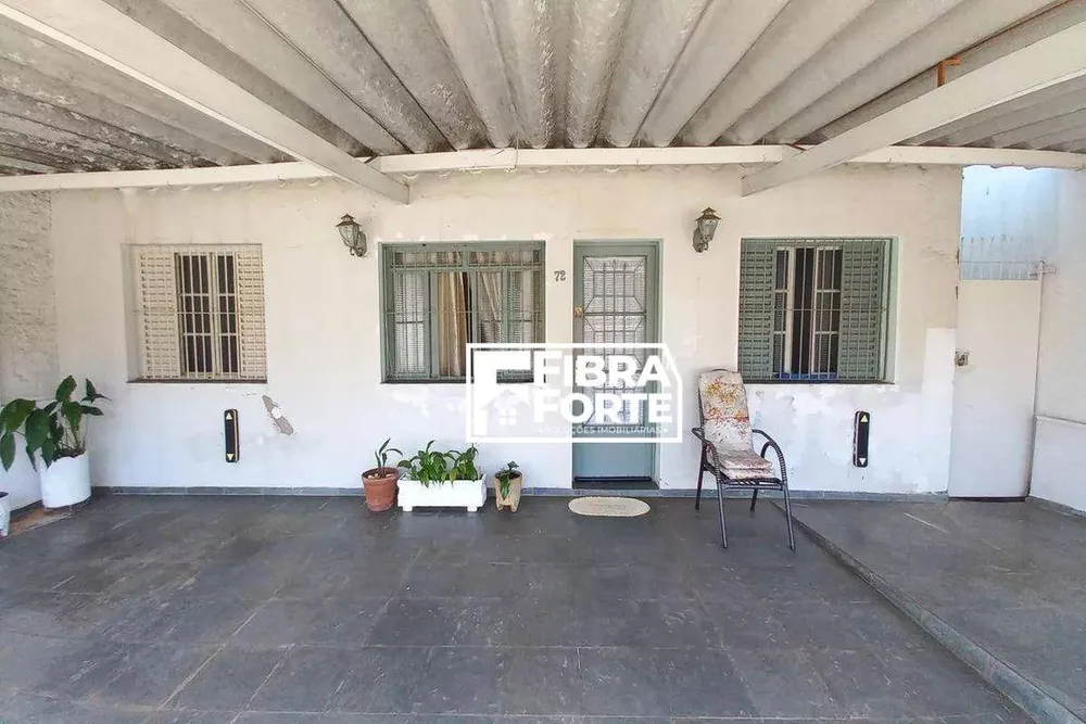 Casa, 3 quartos, 230 m² - Foto 1