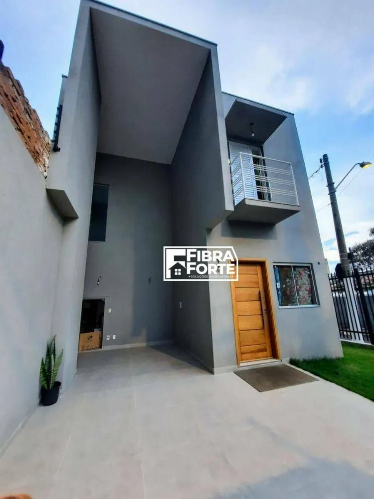 Casa, 4 quartos, 126 m² - Foto 1